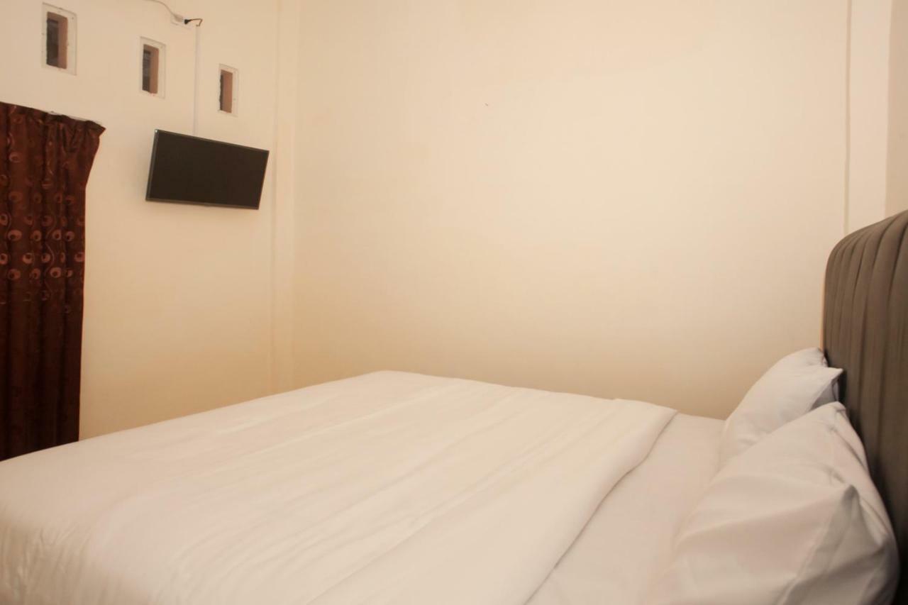 Oyo 1752 Hotel Wisata Kisaran Eksteriør billede